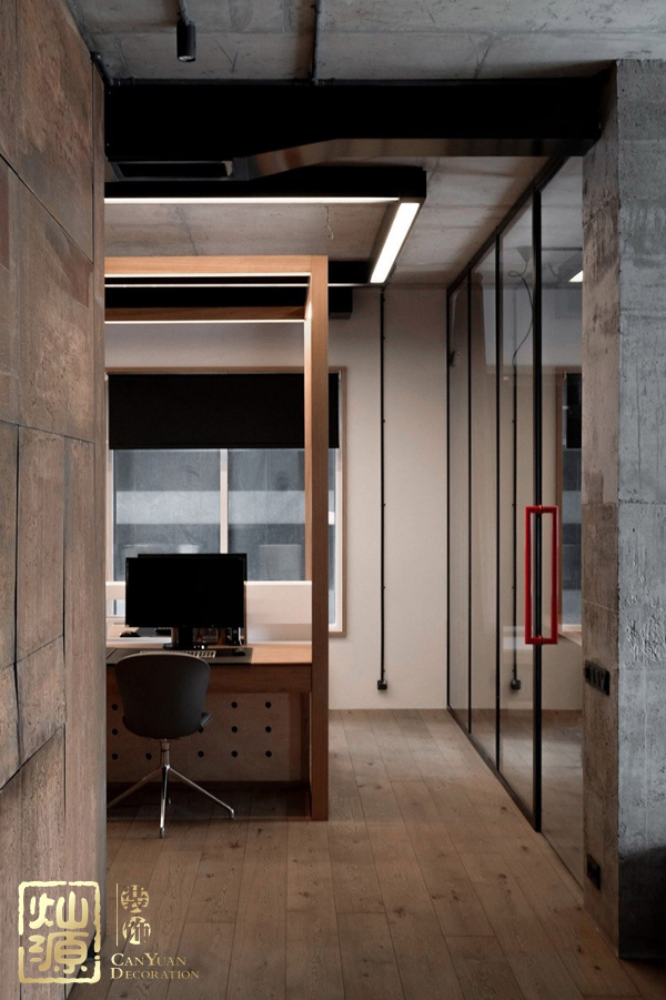 溫暖人性的工業(yè)風簡約辦公室設計賞析