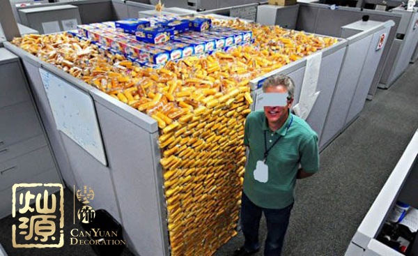 開(kāi)玩笑把鄰居笑死