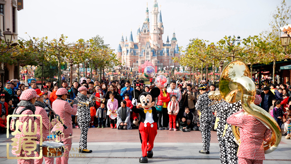 上海迪士尼閉園應(yīng)對臺(tái)風(fēng)利奇馬 【多圖】了解你感興趣的上海迪士尼