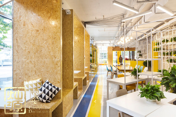 共享辦公空間設(shè)計(jì)理念實(shí)踐 借鑒圖書(shū)館模式打造靈活可變的快遞公司辦公室