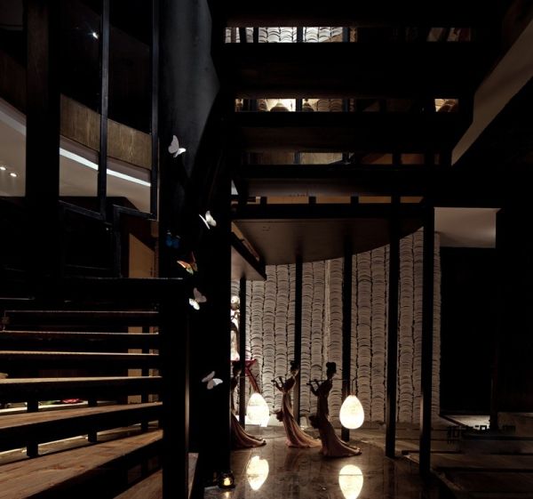 會所裝修中顏色搭配的選擇，讓人眼前一亮