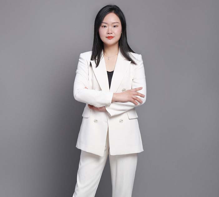 風(fēng)格化元素搭配首席設(shè)計(jì)師-鄧秀玲 風(fēng)格化元素搭配首席設(shè)計(jì)師-鄧秀玲